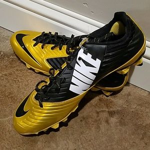 Nike Vapor Speed Low TD football cleats